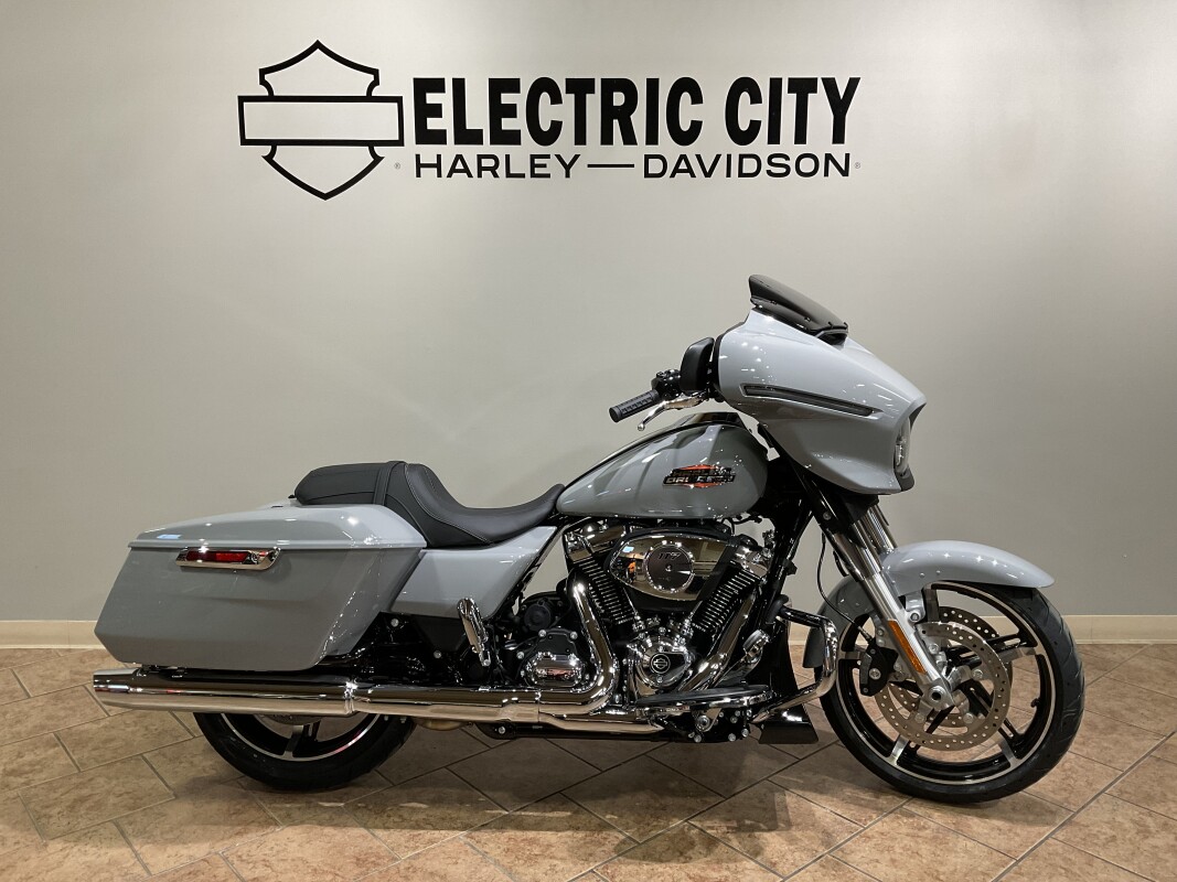 2025 Harley-Davidson Street Glide Billiard Gray FLHX