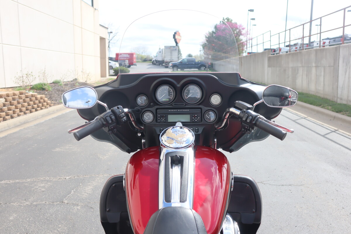 2012 Harley-Davidson Tri Glide Ultra Classic FLHTCUTG - Photo 9