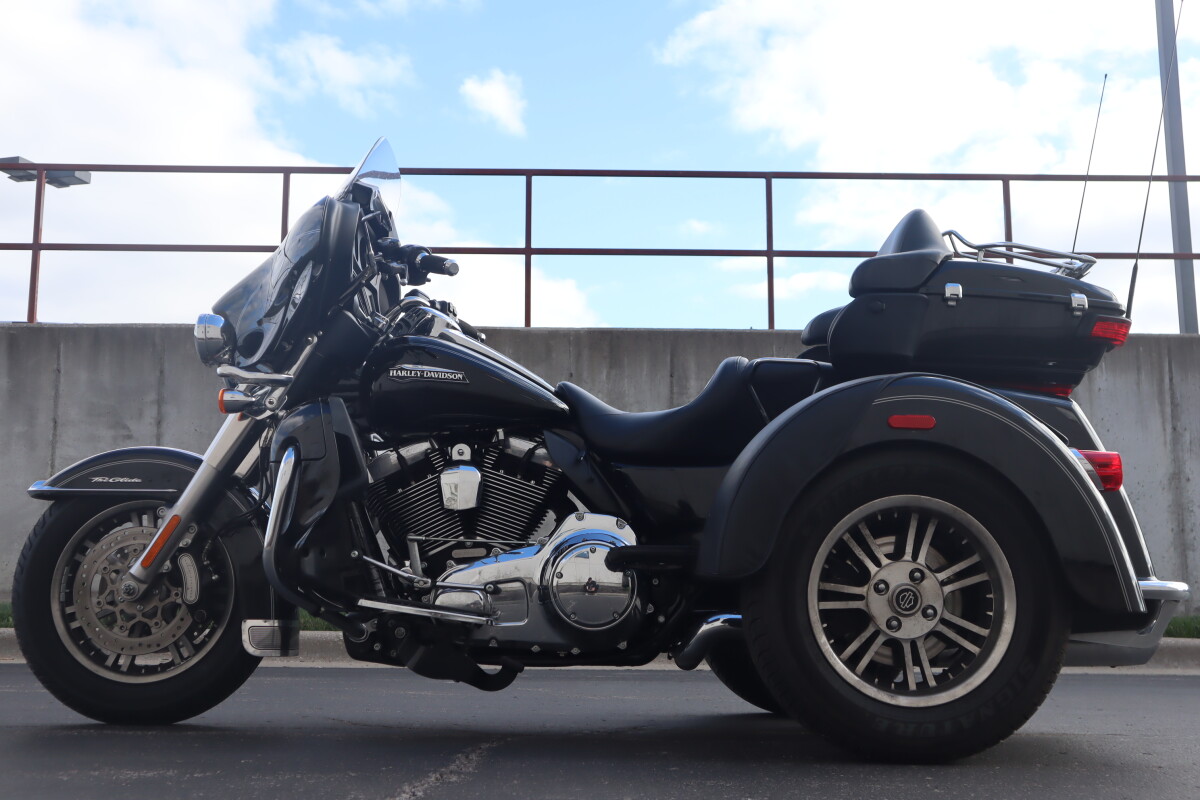 2015 Harley-Davidson Tri Glide Ultra FLHTCUTG - Photo 5
