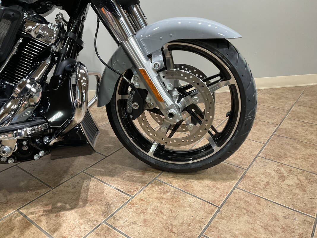 2025 Harley-Davidson Street Glide Billiard Gray FLHX - Photo 7