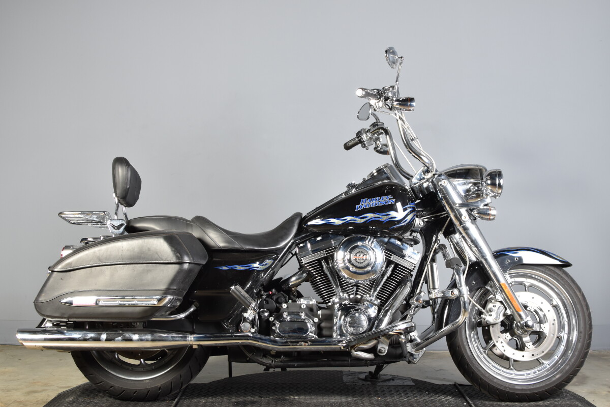 2007 Harley-Davidson® Screamin' Eagle Road King FLHRSE3