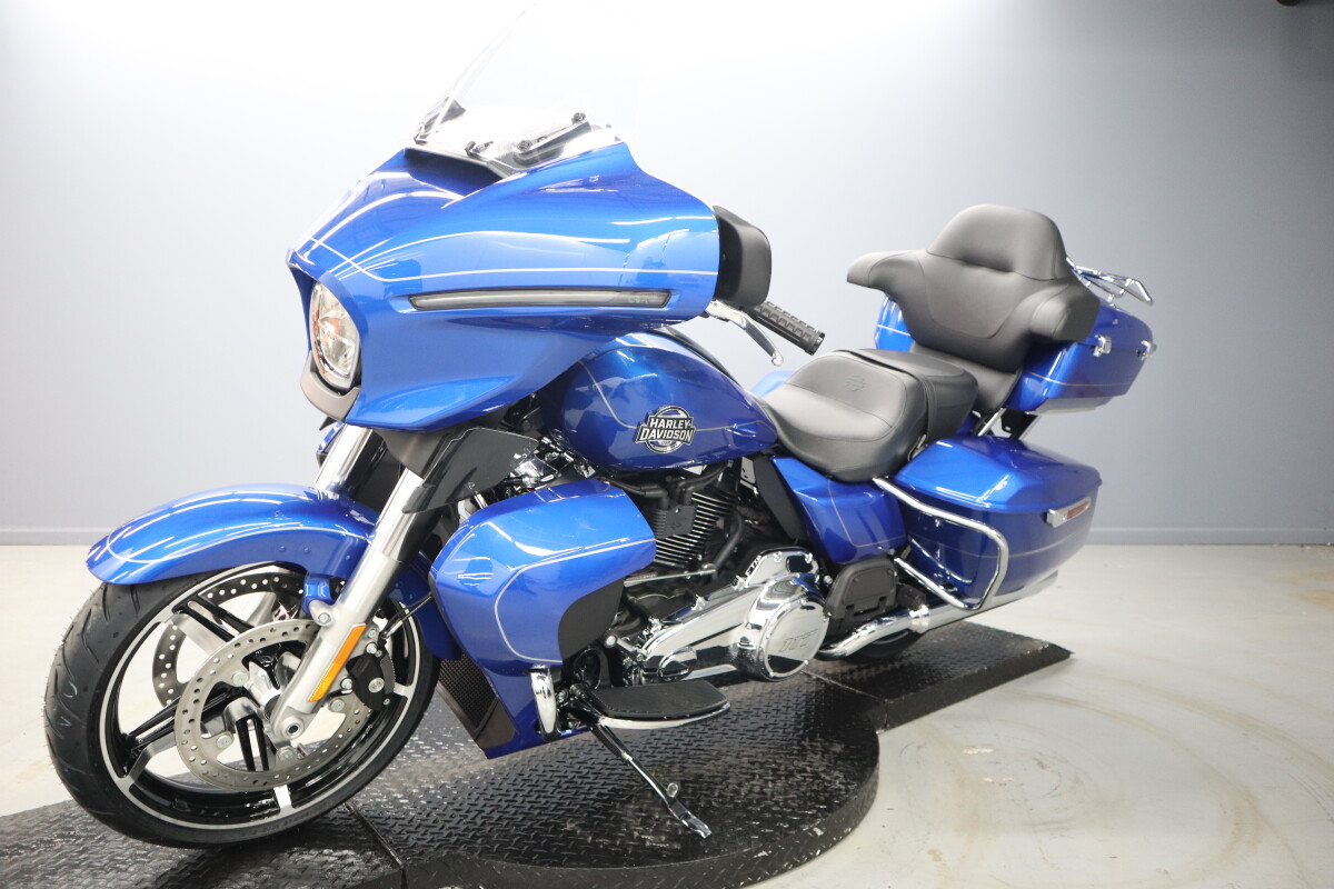 2025 Harley-Davidson Street Glide Ultra FLHXU - Photo 4