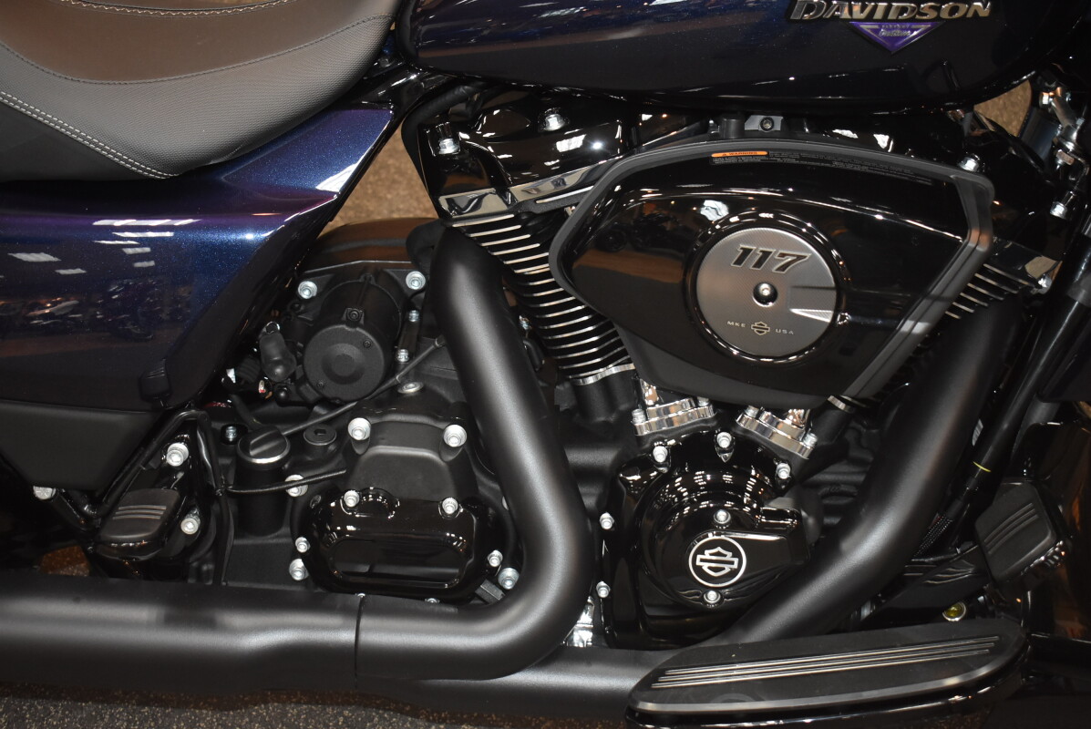 FLTRX 2025 Road Glide - Photo 5