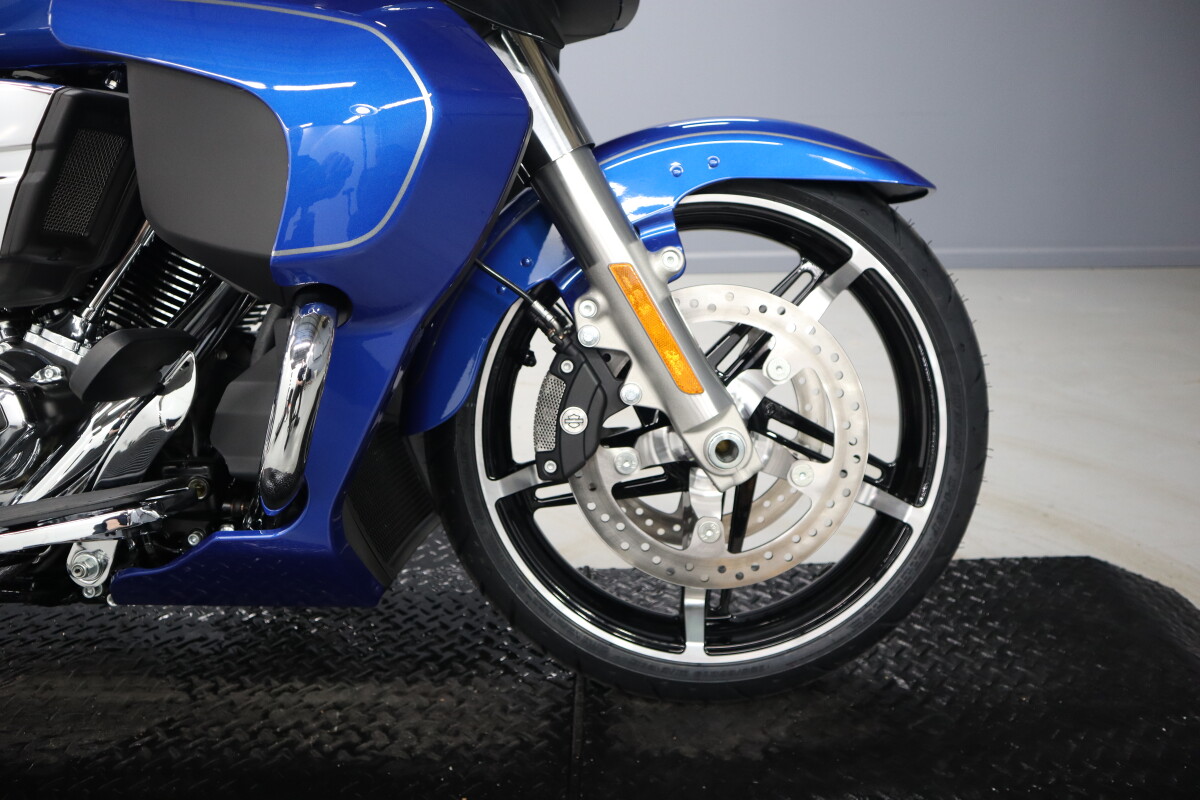 2025 Harley-Davidson Street Glide Ultra FLHXU - Photo 9