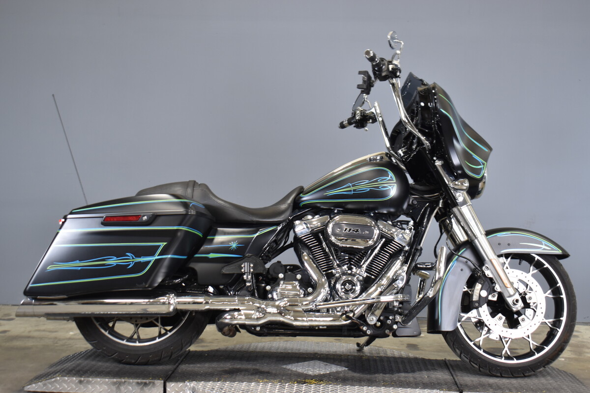 2022 Harley-Davidson Street Glide Special FLHXS