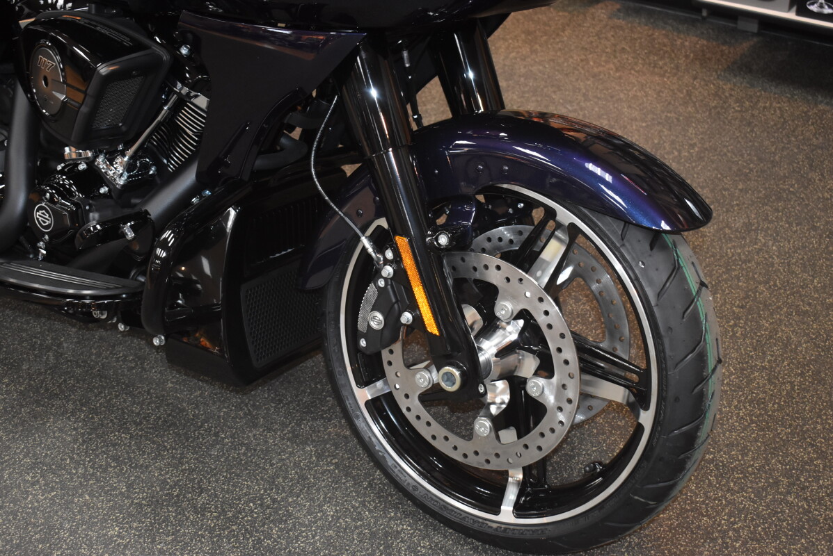 FLTRX 2025 Road Glide - Photo 9