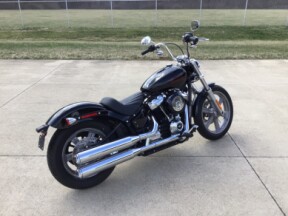 2024 FXST Softail Standard thumb 1