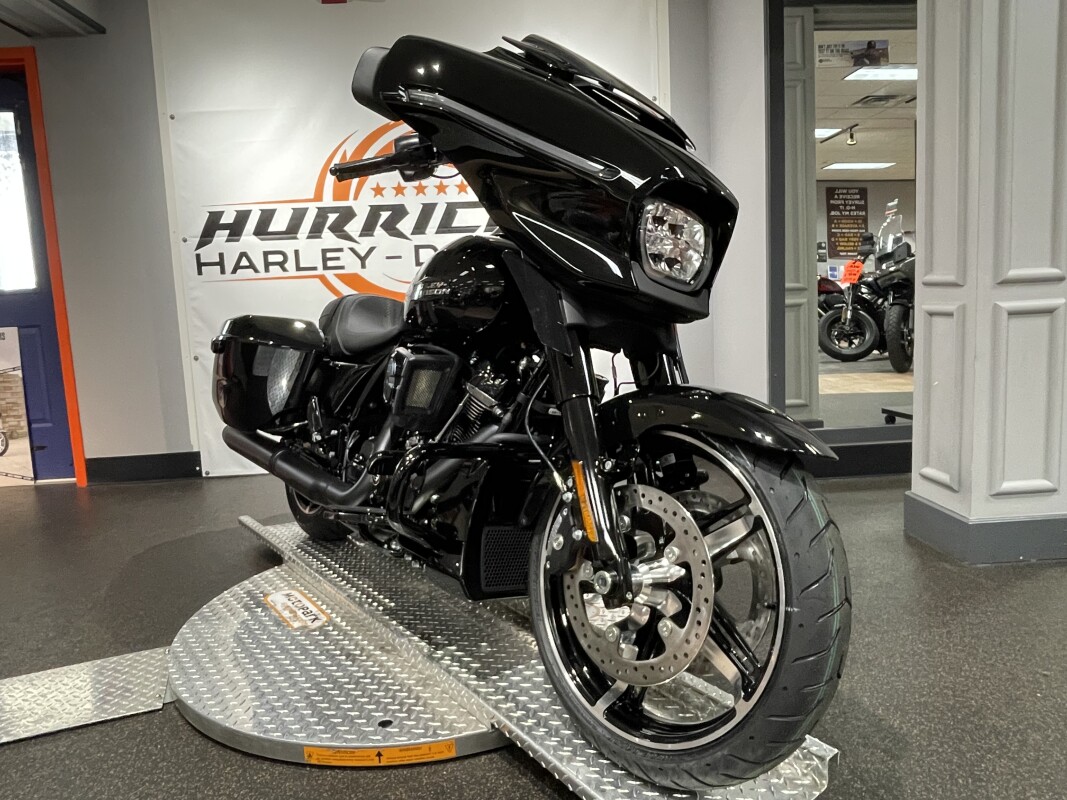 2025 Harley-Davidson Street Glide - Photo 2