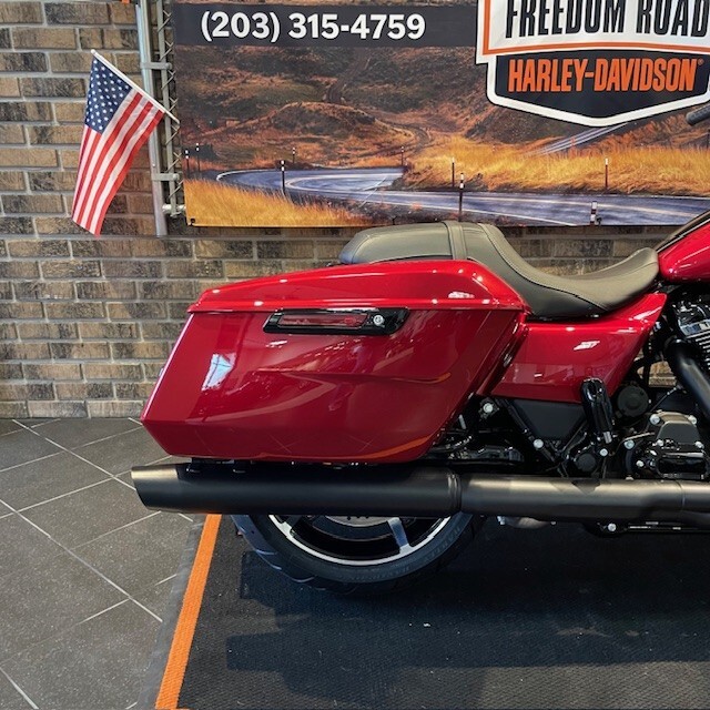 2025 Road Glide (FLTRX) - Photo 8