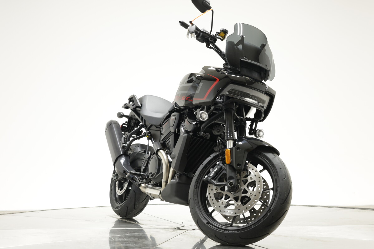 2025 Harley-Davidson RA1250ST Pan America 1250 ST in Vivid Black with 10 miles - Photo 3