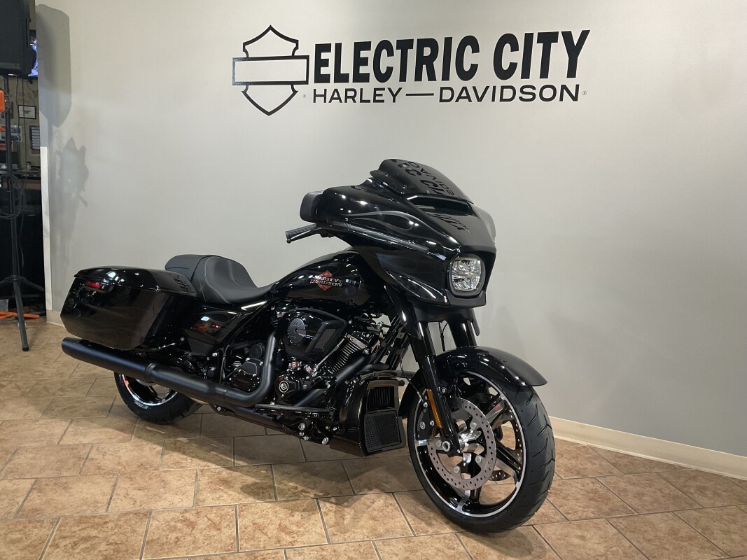 2025 Harley-Davidson Street Glide Midnight Firestorm FLHX - Photo 3