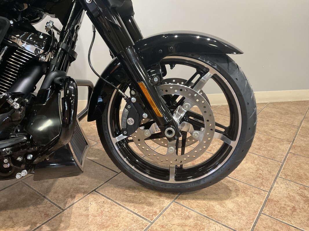 2025 Harley-Davidson Street Glide Midnight Firestorm FLHX - Photo 7