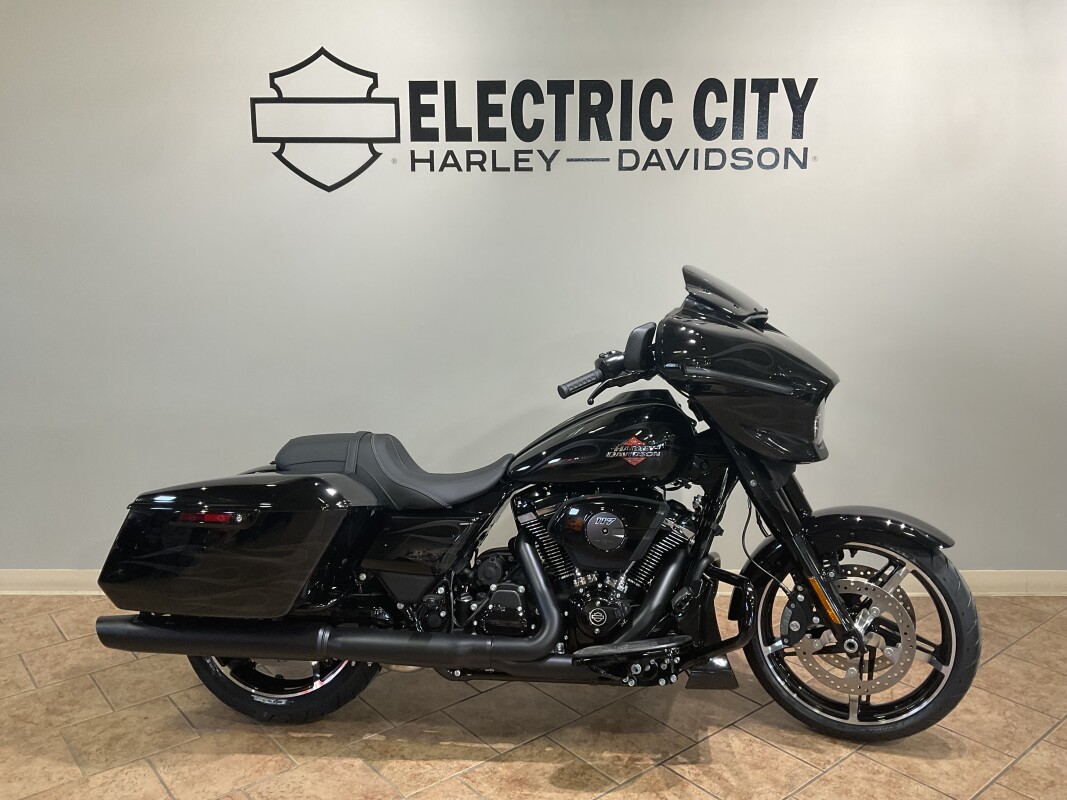 2025 Harley-Davidson Street Glide Midnight Firestorm FLHX