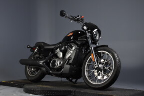 2023 Harley-Davidson® Nightster™ Special RH975S thumb 2