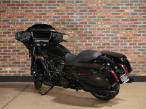 FLHX 2025 Street Glide® thumb 0