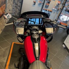 2025 Road Glide® (FLTRX) thumb 3