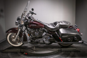 2005 Road King® Classic (FLHRCI) thumb 1