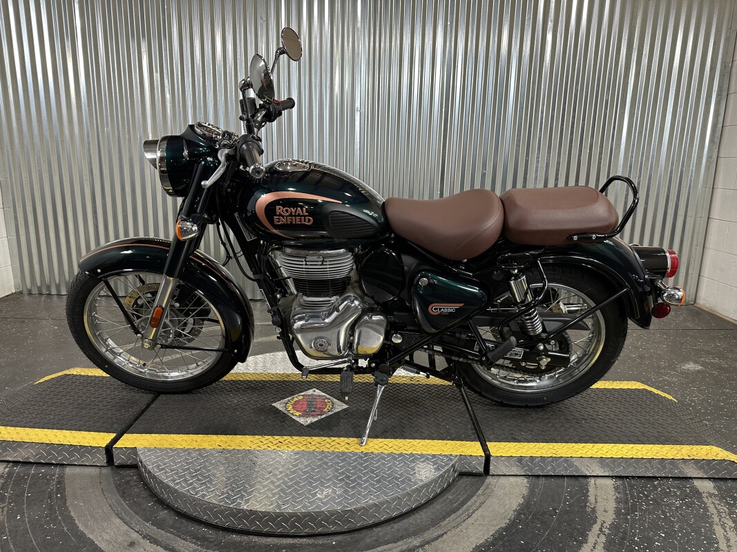 2024 Royal Enfield Classic 350 Halcyon Green - Photo 5