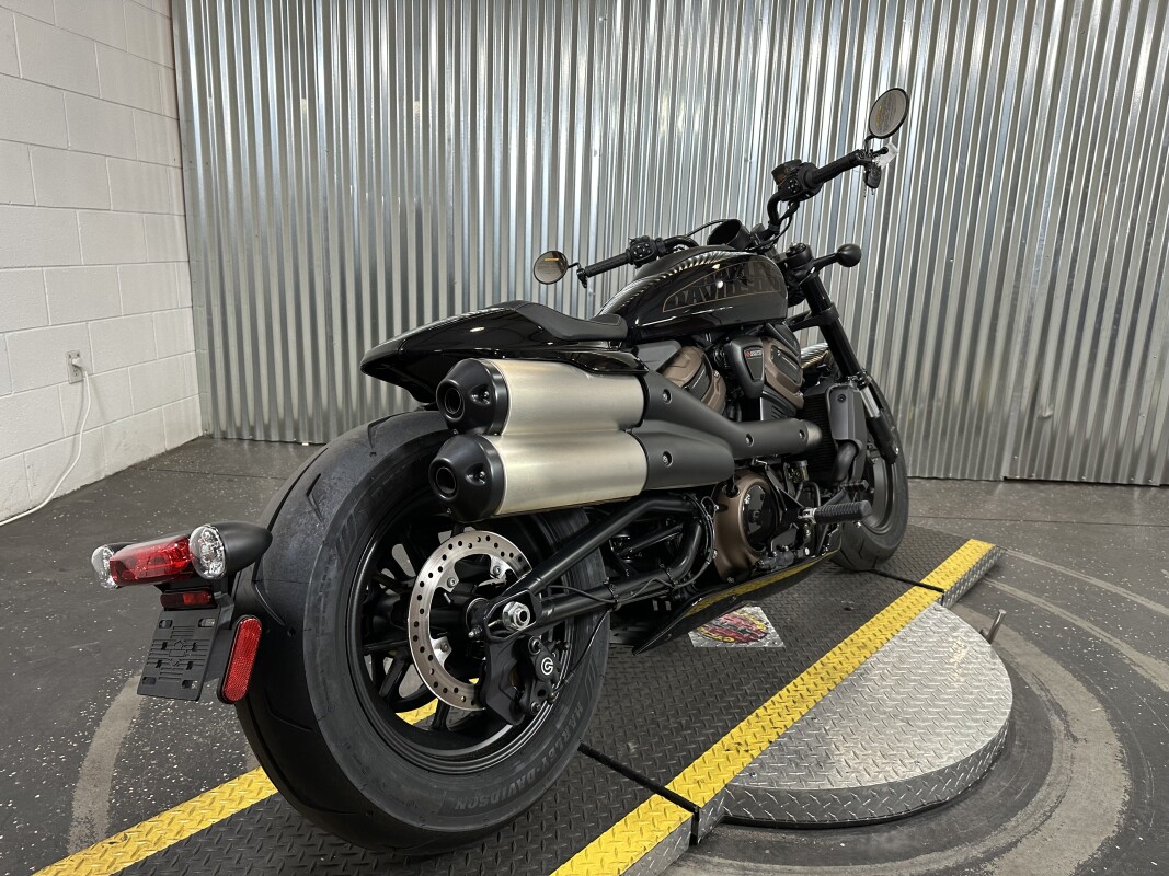 2024 Harley-Davidson Sportster S Vivid Black - Photo 8