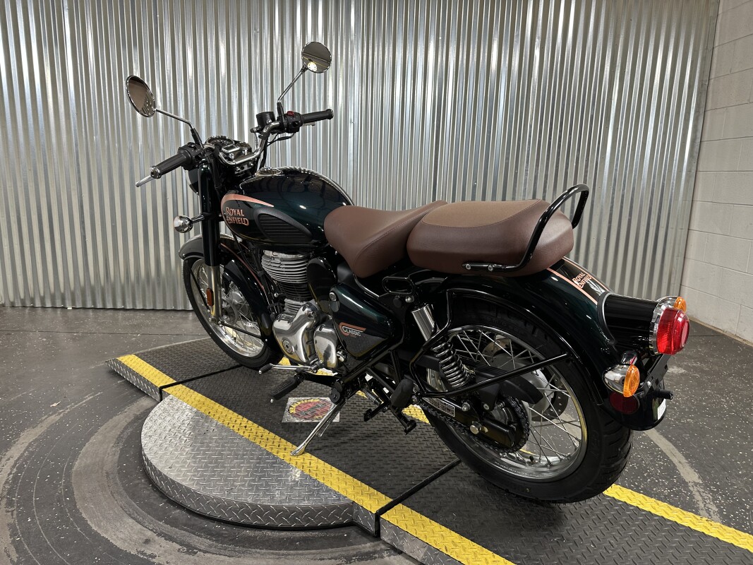 2024 Royal Enfield Classic 350 Halcyon Green - Photo 6