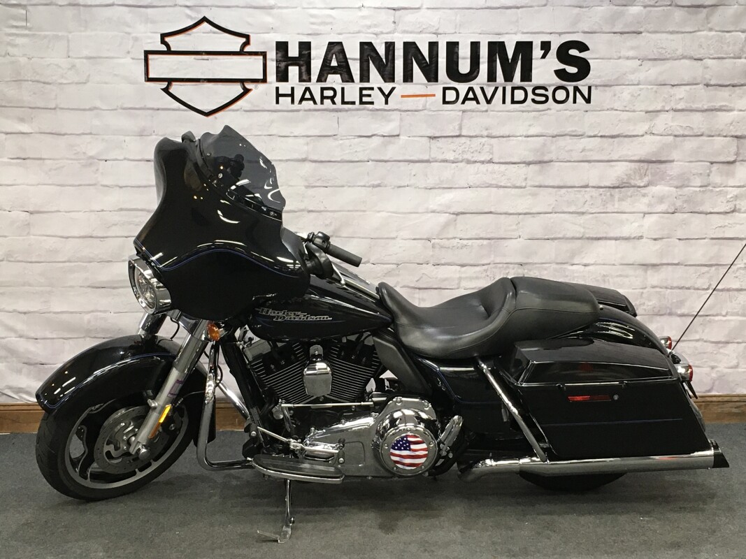 2013 Harley-Davidson Street Glide Midnight Pearl FLHX - Photo 6