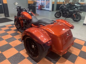 2025 Harley-Davidson Freewheeler FLRT thumb 1