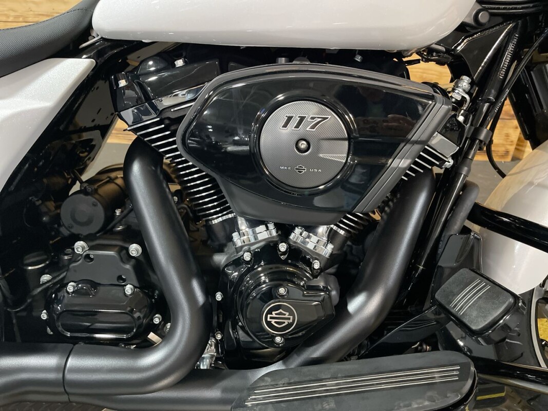 Harley-Davidson Street Glide 2025 FLHX WHITE ONYX PRL - Photo 2