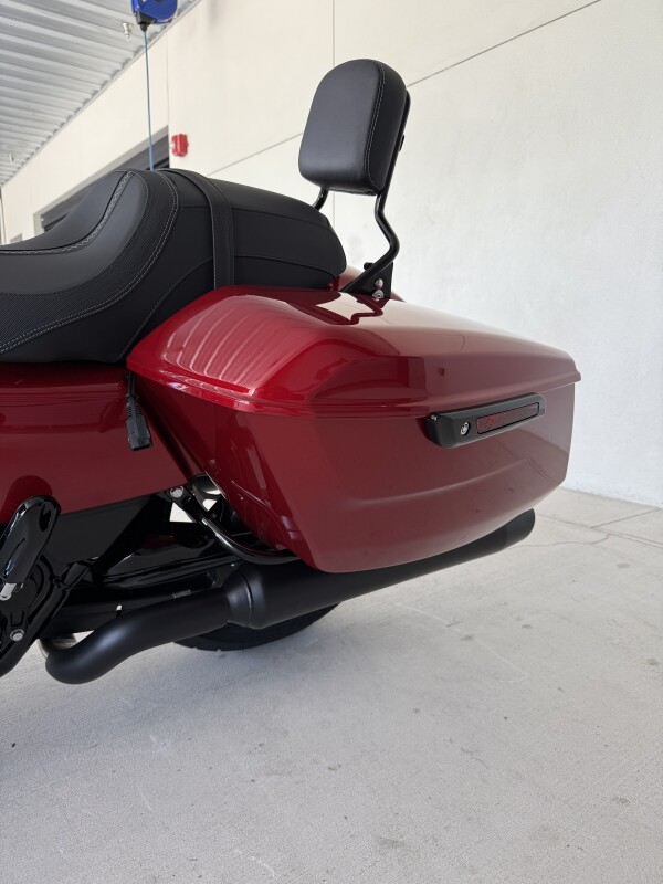 2025 Harley-Davidson Street Glide - Photo 10