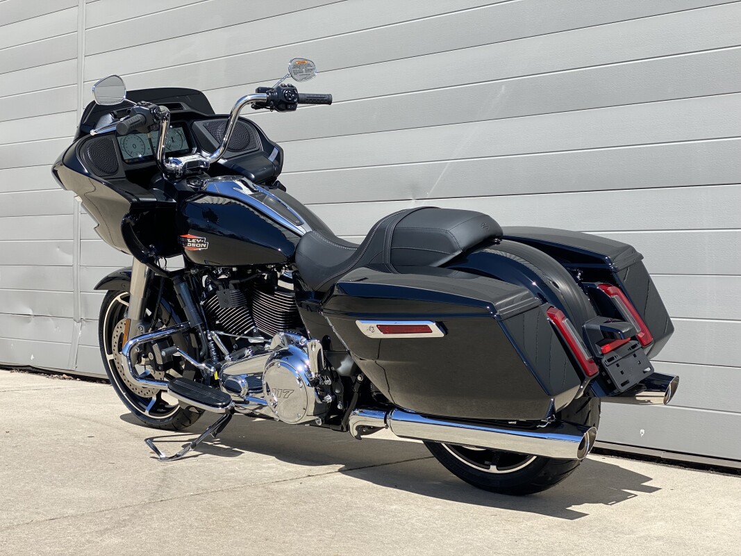 2025 Harley-Davidson Road Glide Black - Photo 6