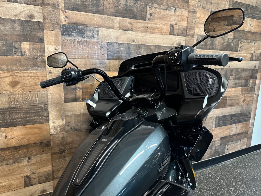 2025 Harley-Davidson Road Glide Iron Horse Metallic - Black Finish FLTRX - Photo 6