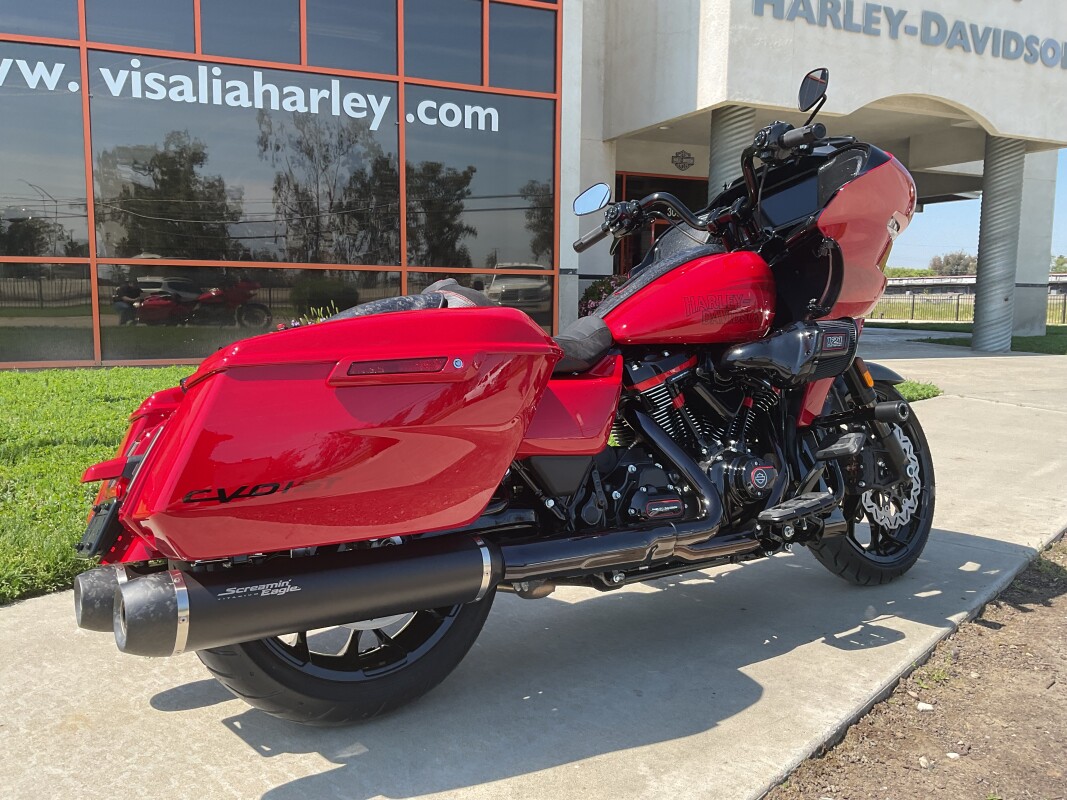 FLTRXSTSE 2025 CVO Road Glide ST - Photo 2
