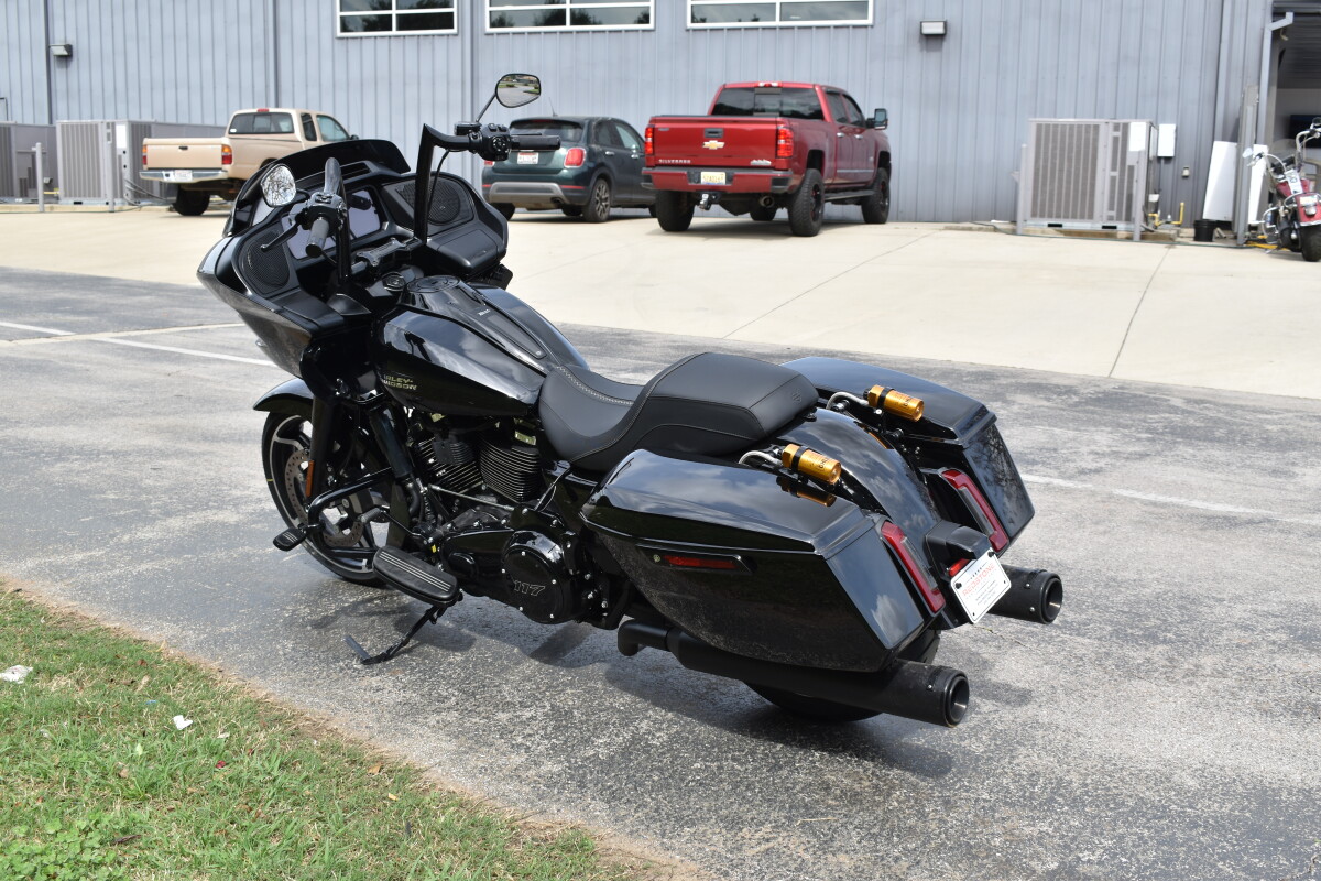 2025 Harley-Davidson Road Glide - Photo 6