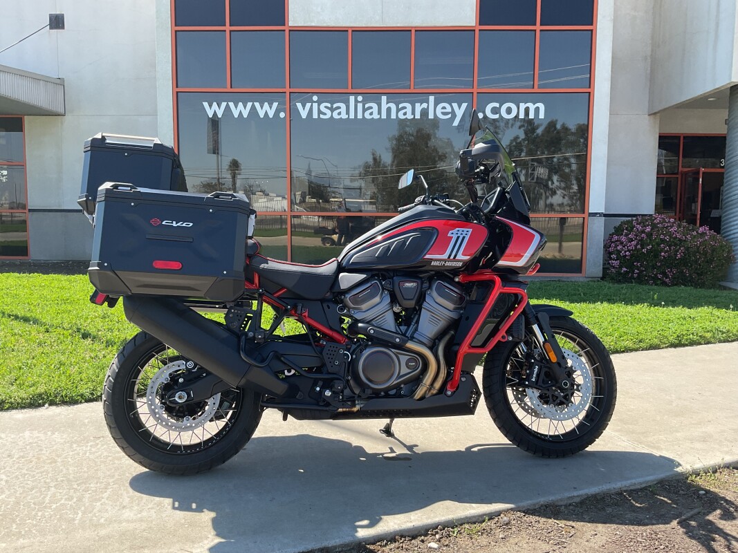 RA1250SE 2024 CVO Pan America