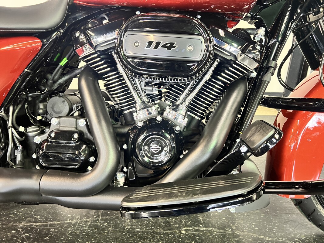 2025 Harley-Davidson Road King Special Whiskey Fire FLHRXS - Photo 4