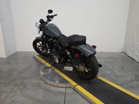 XL 883N 2022 Iron 883<sup>™</sup> thumb 0