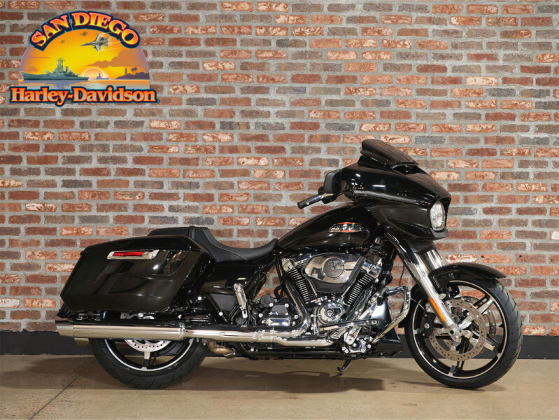 FLHX 2025 Street Glide®