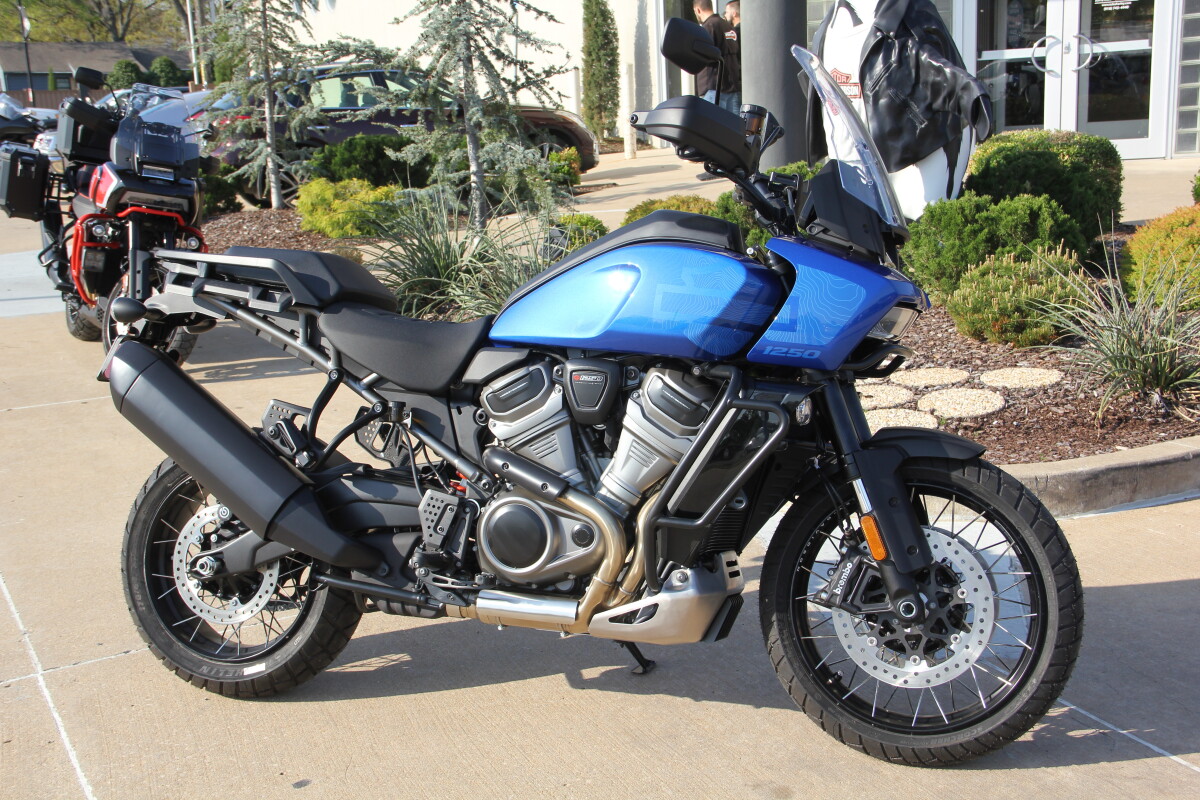 2025 Harley-Davidson Pan America 1250 Special Blue Burst w/Laced Wheels - Photo 4
