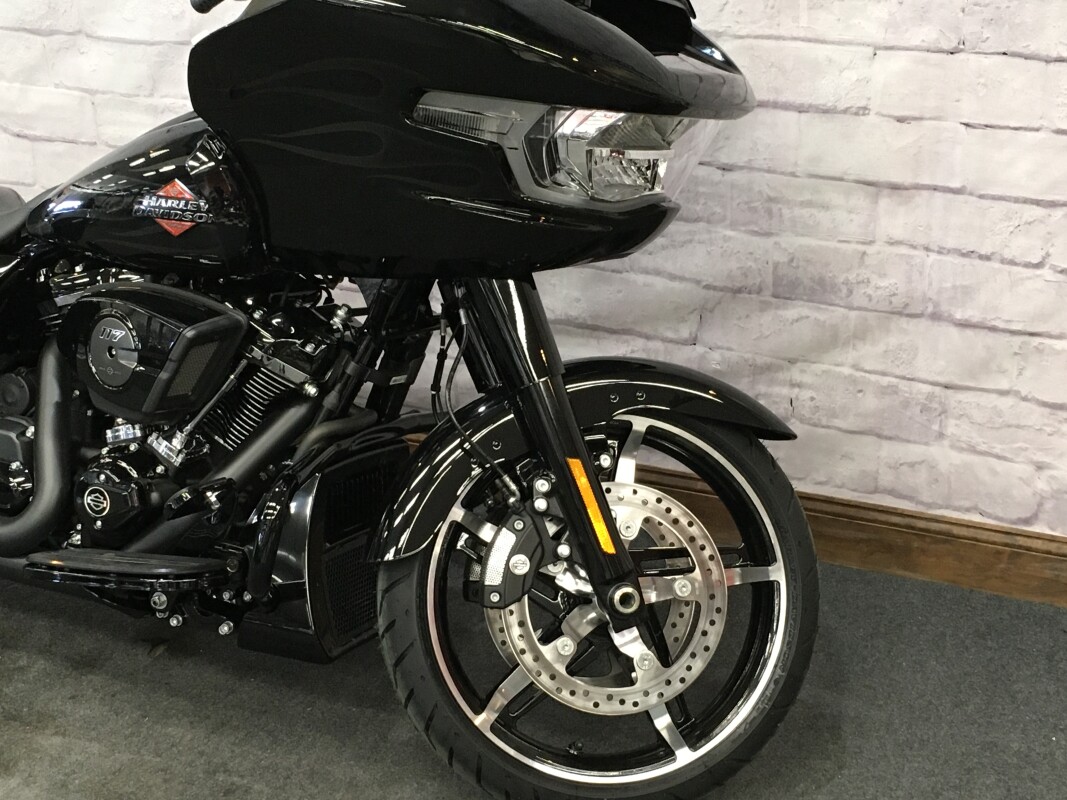 2025 Harley-Davidson Road Glide Midnight Firestorm - Black Finish FLTRX - Photo 4