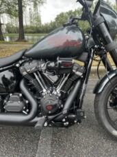 2025 Harley-Davidson<sup>®</sup> Low Rider<sup>®</sup> S thumb 2