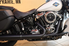 2025 Harley-Davidson HD FLHC Heritage Softail Classic thumb 2