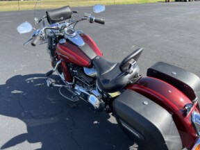 2019 Harley-Davidson<sup>®</sup> Deluxe Wicked Red/Twisted Cherry thumb 0