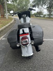 2025 Harley-Davidson<sup>®</sup> Heritage Classic thumb 0