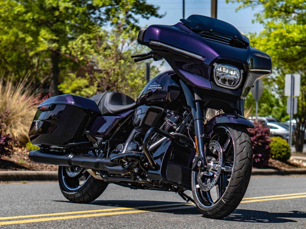 FLHX 2025 Street Glide - Photo 6
