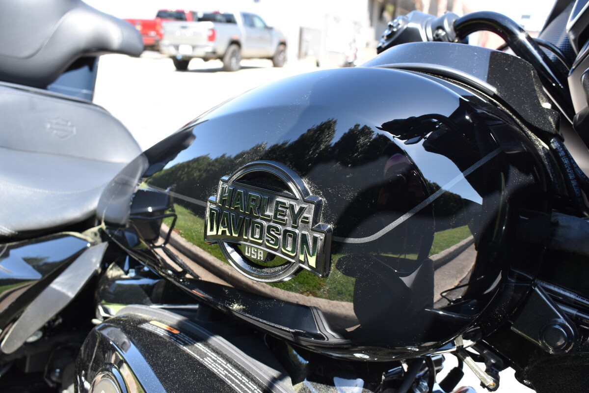 FLHXU 2025 Street Glide Ultra - Photo 10