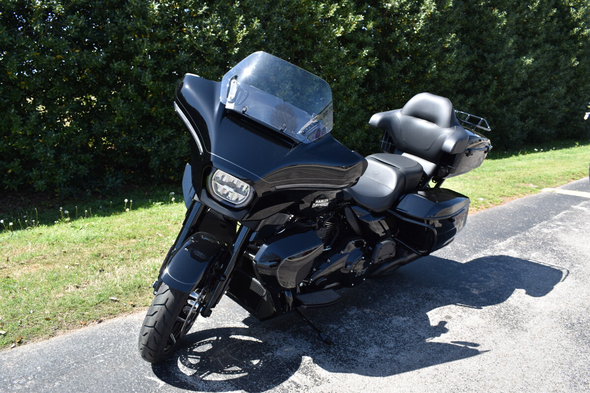 2025 Harley-Davidson Street Glide Ultra - Photo 5