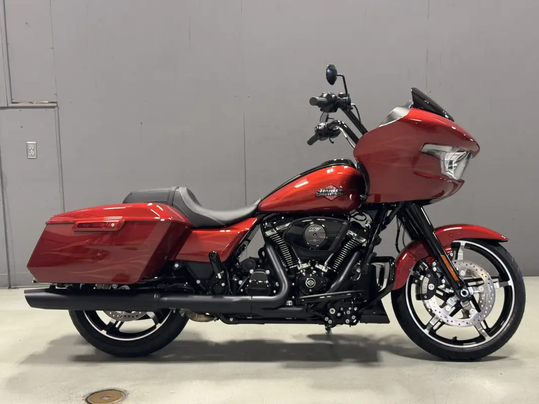 FLTRX 2025 Road Glide