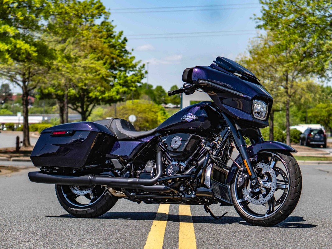 FLHX 2025 Street Glide - Photo 2
