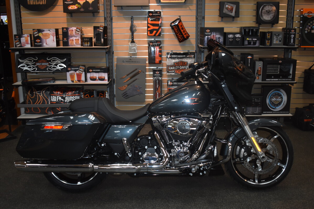 FLHX 2025 Street Glide