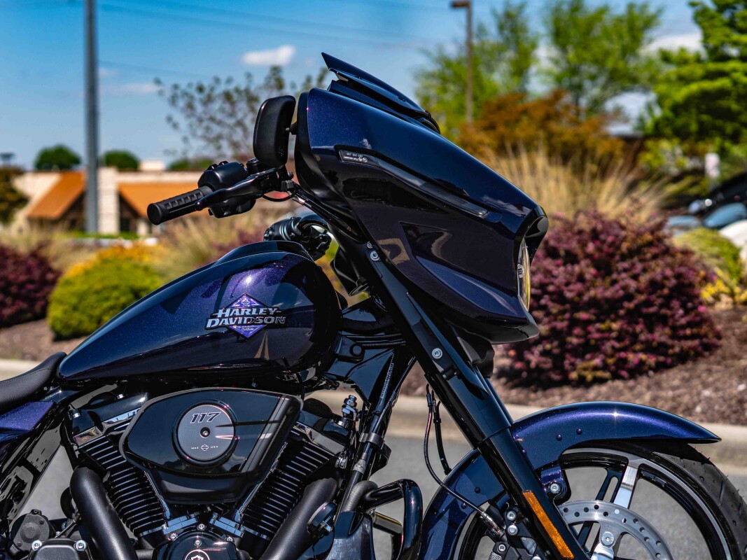 FLHX 2025 Street Glide - Photo 9