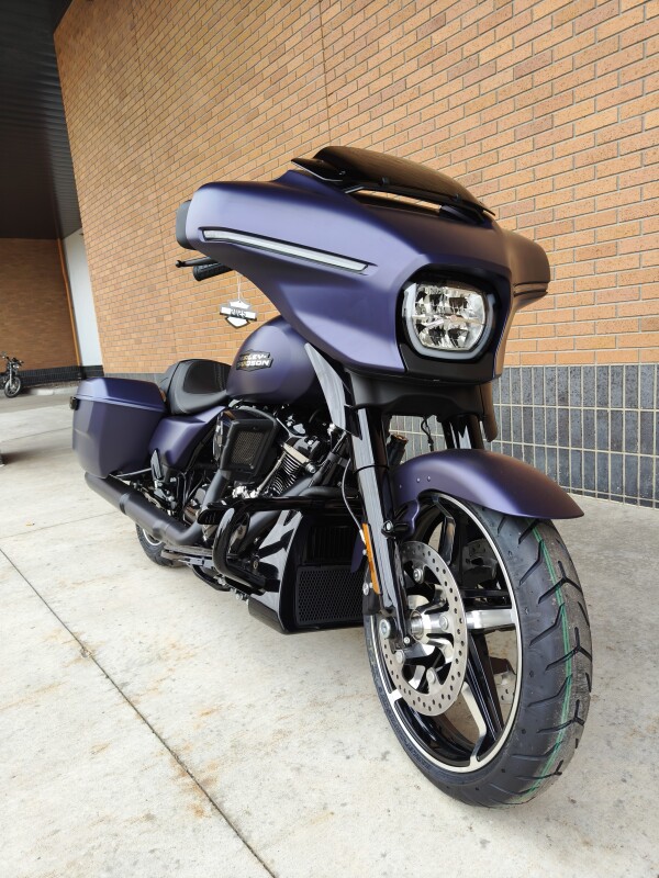 2025 Harley-Davidson Street Glide Purple Abyss Denim - Black Finish - Photo 4